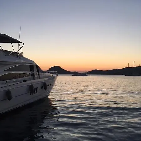 Sunset With Private Pool In Bodrum Only For Family