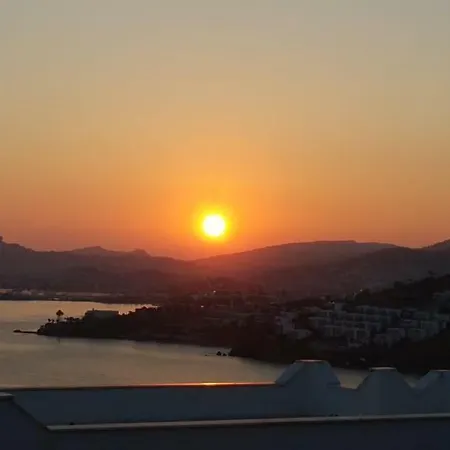 Sunset With Private Pool In Bodrum Only For Family Holiday home Yalikavak